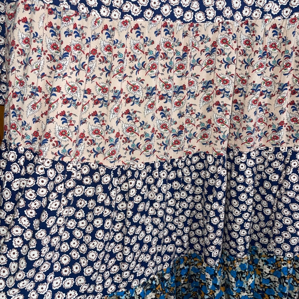 Tunic blouse - Picture 2 of 4
